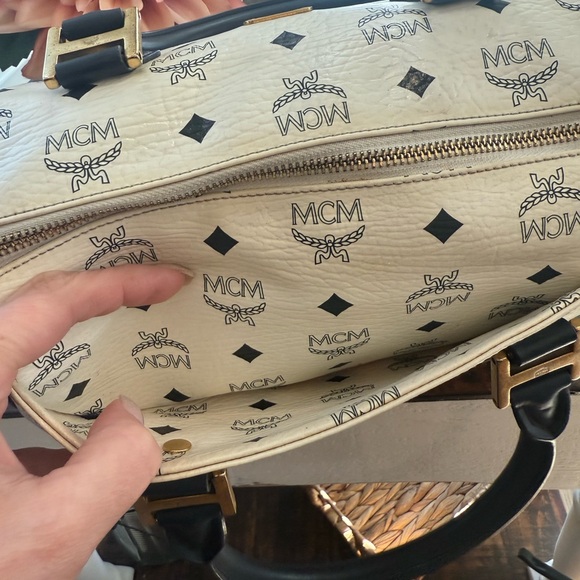 MCM Visetos White & Navy Boston handbag Vintage - Picture 8 of 11